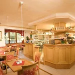 Pineta Pastry Hotel