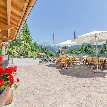 Pineta Pastry Hotel