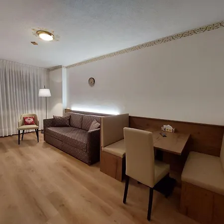 Pineta Pastry Hotel
